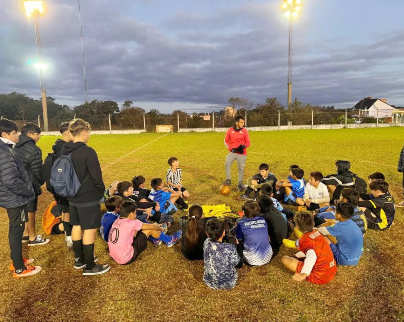 Estudiantes pruebas iguazu.png