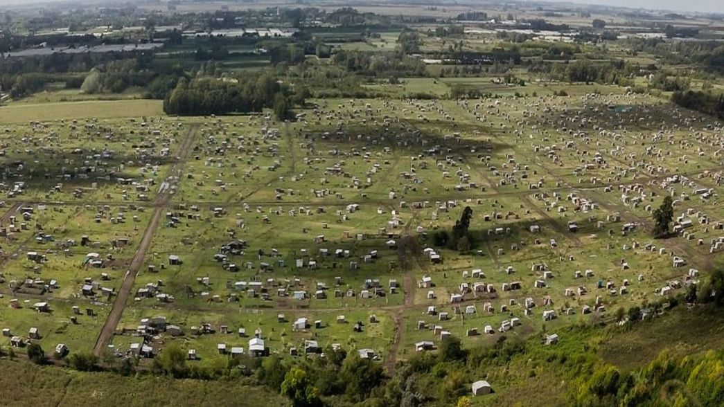 Para la Justicia la megatoma de Los Hornos no es ilegal porque sucedió durante el día