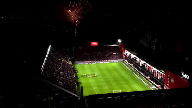 espectacular recibimiento de los hinchas de estudiantes ante flamengo con uno repleto