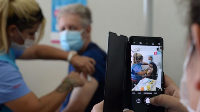 la provincia envio mas de 145.000 turnos a personas que deben recibir la segunda dosis