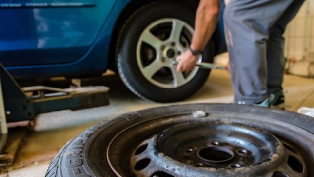 tension en una gomeria de la plata por un salvaje intento de robo