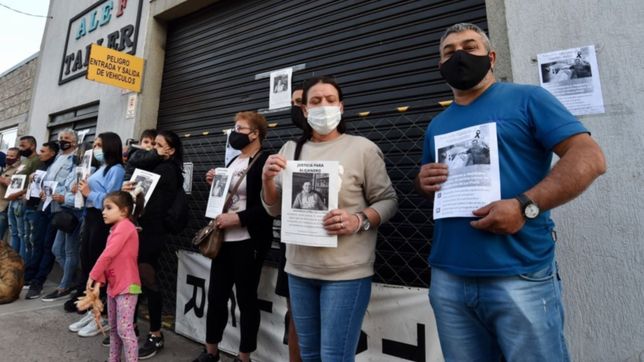 a casi un mes del asesinato de alejandro fernandez marcharan para pedir justicia