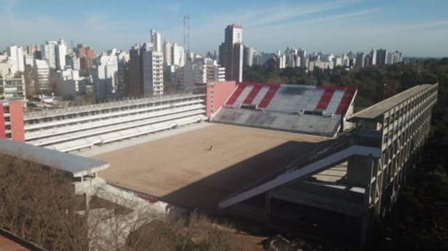 en el nuevo estadio de estudiantes entraran 30.018 personas y podra jugar la libertadores