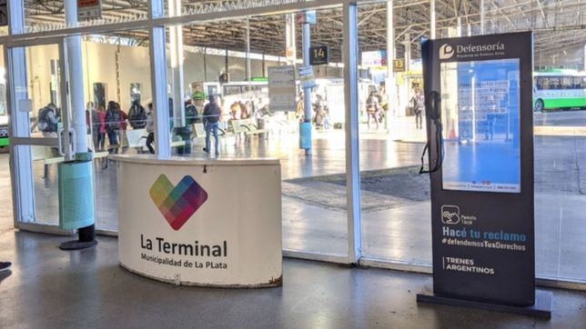 instalaron un sistema para hacer reclamos por videollamada desde la terminal de la plata