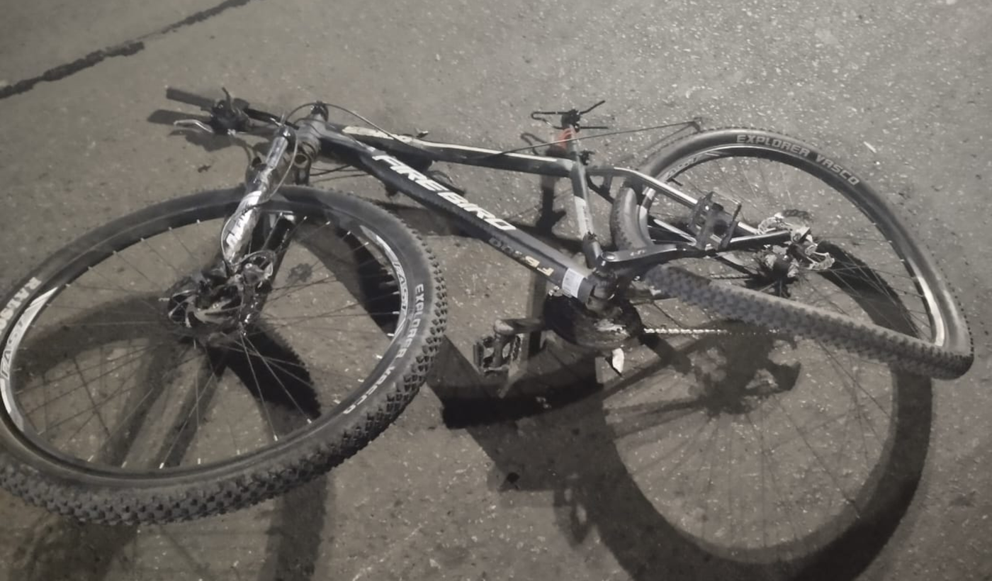Ciclista que murió atropellado en La Plata.png