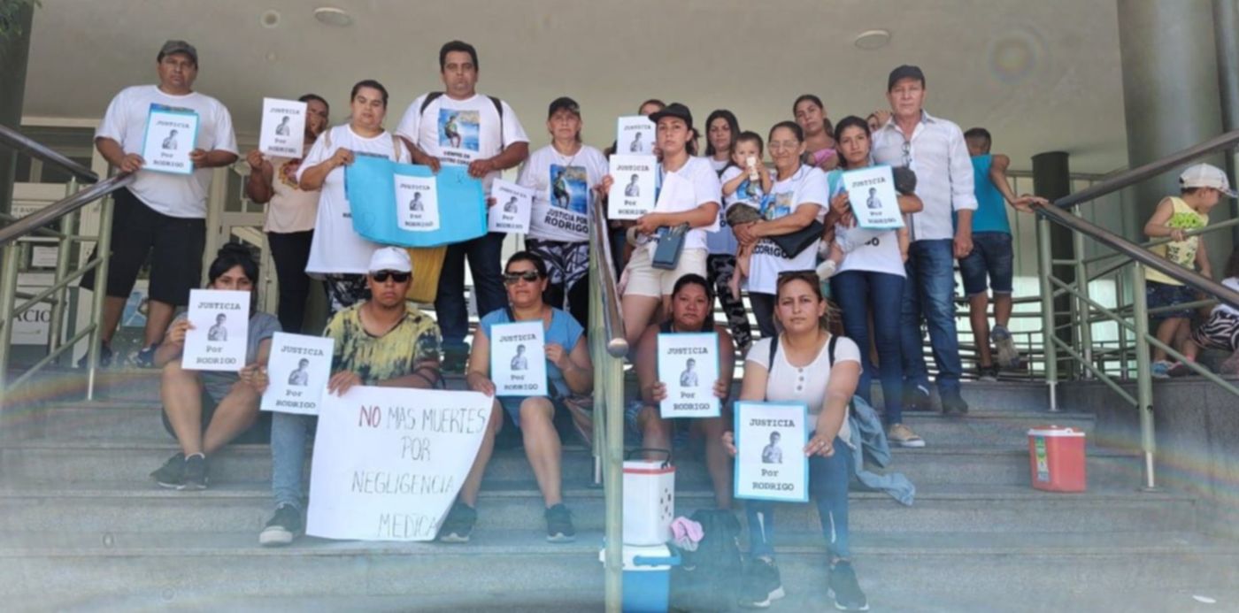 Marcha por Rodrigo Ortiz en el Hospital de Niños