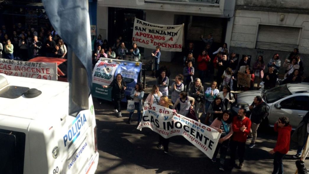 Cruce de argumentos y manifestación callejera en la revisión de la condena a Lucas Puig