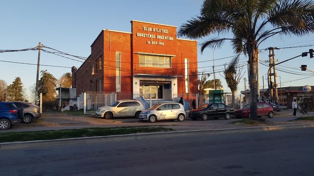 la justicia fallo a favor de los socios del club abastense argentino