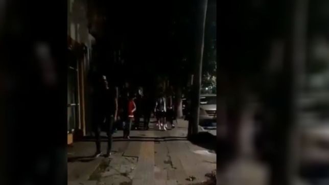 video: asi clausuraban y desalojaban una de las fiestas clandestinas masivas en la plata