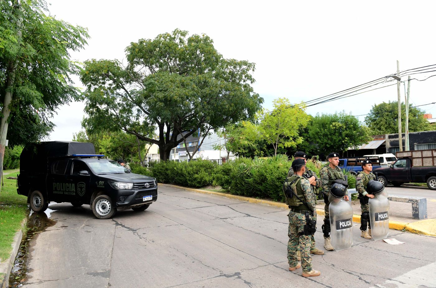 Allanamientos interna de la UOCRA (4).JPG