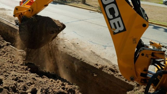 avanza la repavimentacion de una avenida clave de la plata que mejorara la circulacion