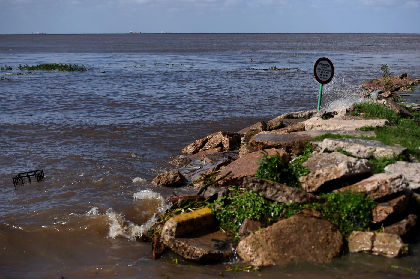Un hombre que estaba desaparecido desde el martes fue encontrado muerto en el Río de la Plata Un hombre que estaba desaparecido desde el martes fue encontrado muerto en el Río de la Plata