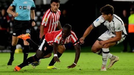 Estudiantes y Central Córdoba empatan 0 a 0 en UNO