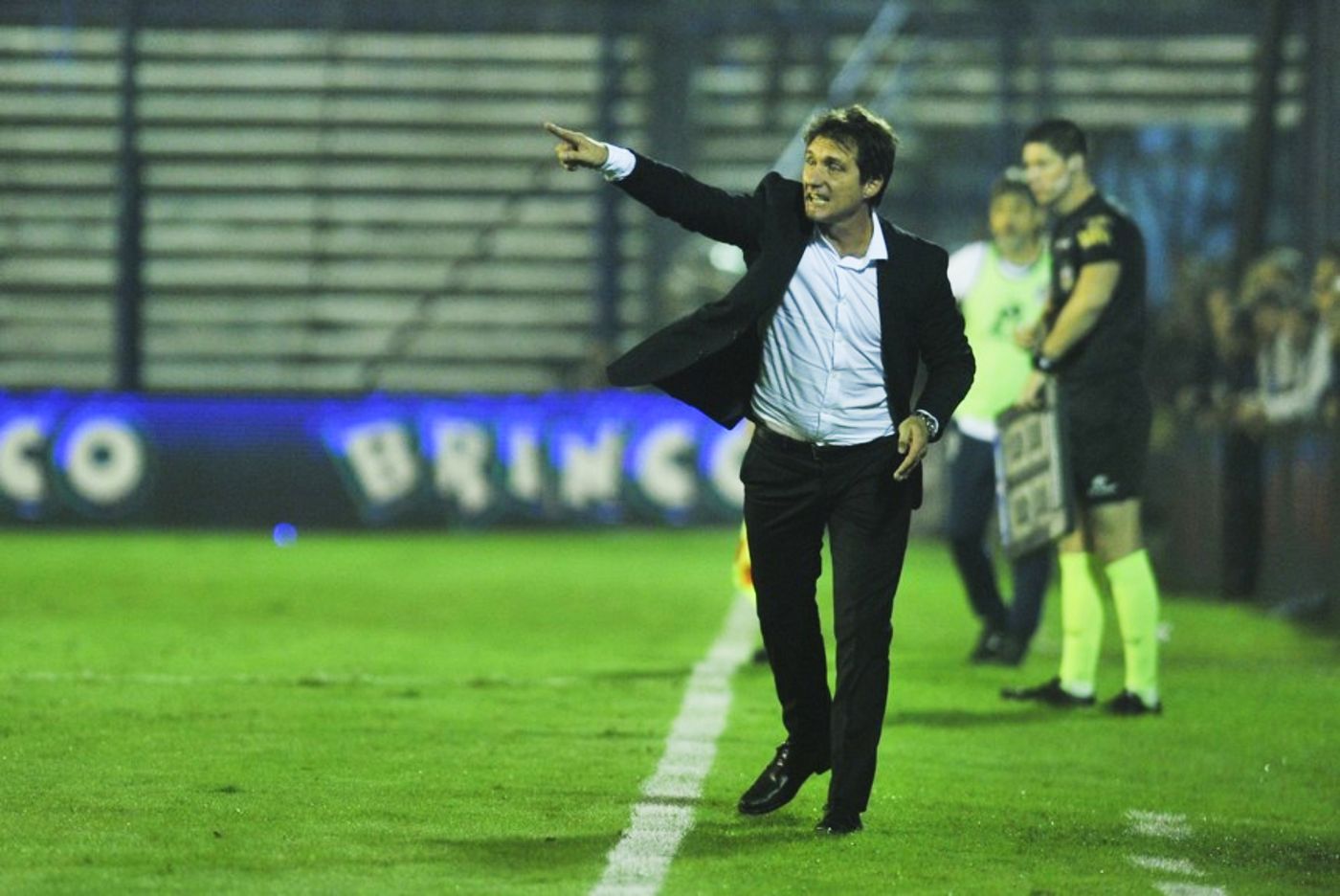 Guillermo Barros Schelotto DT Bosque.jpg