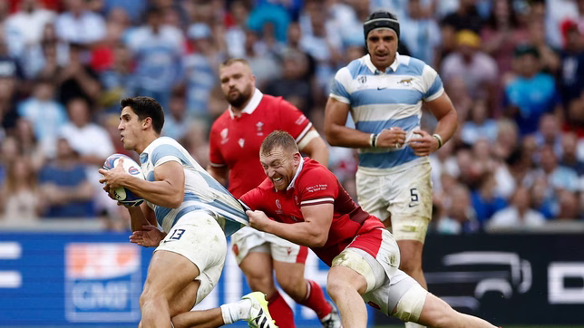 el impresionante tackle de matias moroni que le valio el pase a semis a los pumas