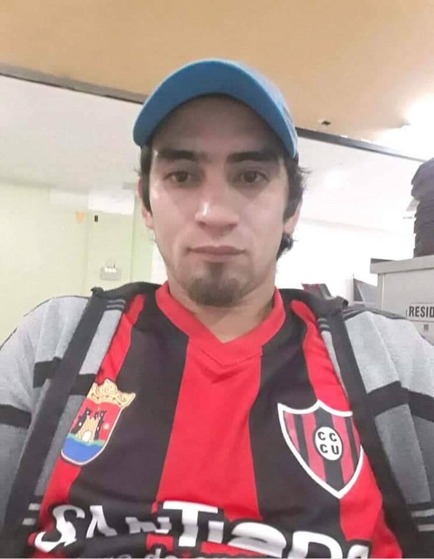 Miguel Edgardo Giménez, el albañil de 36 años que desapareció en La Plata y es intensamente buscado por sus familiares.