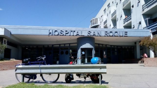 brutal ataque en tolosa: discutio con un vecino, recibio dos punaladas y termino internado