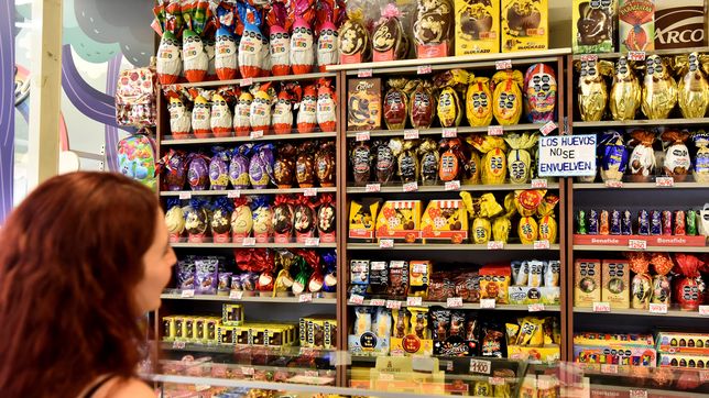 un conocido supermercado de la plata no vendera huevos de pascua por los precios desmedidos