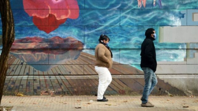 el jueves amanecio con menos de 10°c y empieza a llegar el frio a la plata