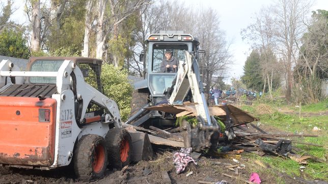 construyen un nuevo parque en el asentamiento de hernandez donde vivian catorce familias