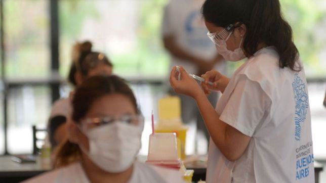 la provincia seguira vacunando contra el covid-19 los fines de semana