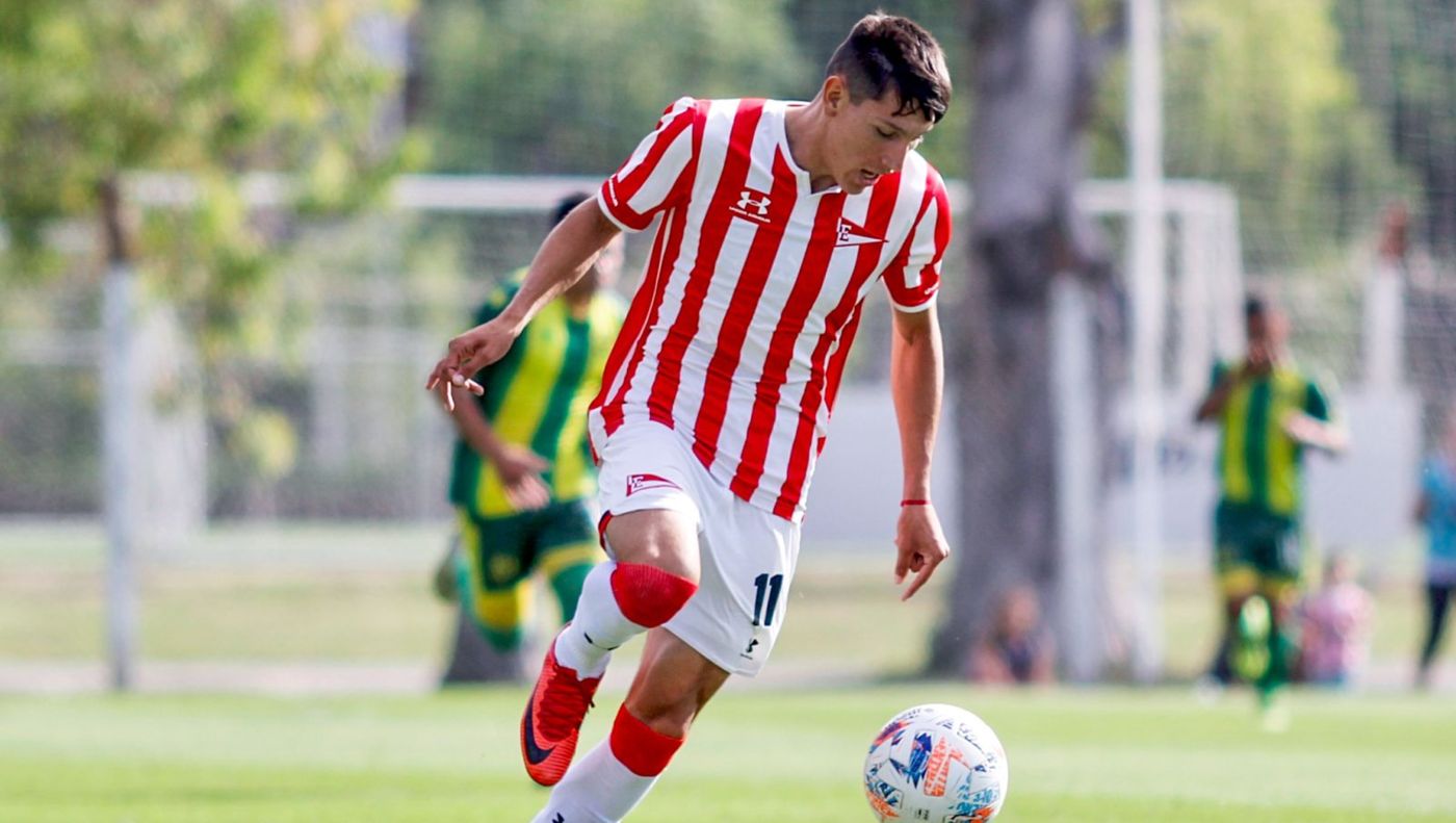 Esteban Obregon Estudiantes.jpg