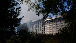 cronica del dia despues entre las ruinas del frigorifico gorina y la desolacion de sus trabajadores