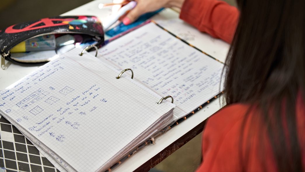 En las escuelas más pobres, tres de cada diez maestros son suplentes