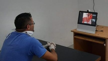 En las cárceles hacen visitas virtuales entre los presos y sus familias por la cuarentena