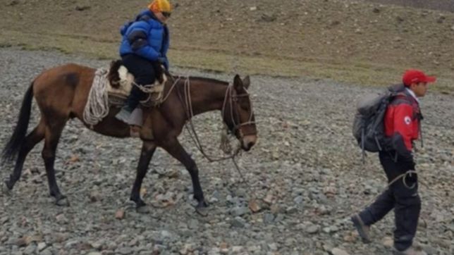 distinguieron al platense que ayudo a rescatar a una alpinista atrapada en la cordillera los andes