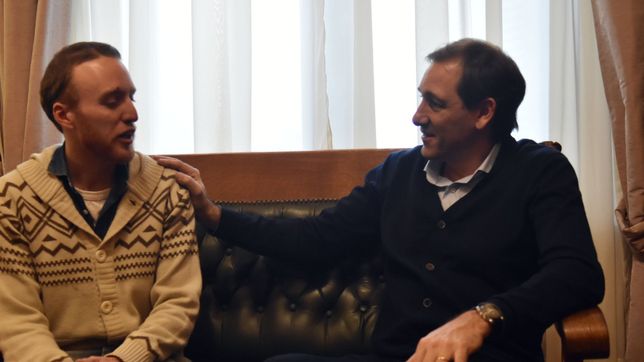 julio garro recibio al platense atacado por ser gay y le brindo su apoyo