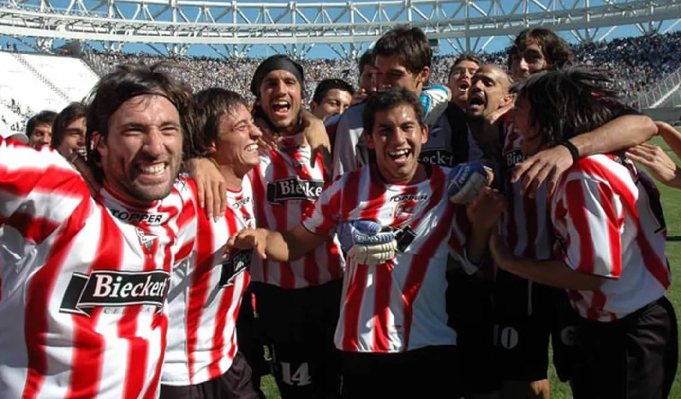 Estudiantes 7 Gimnasia 0