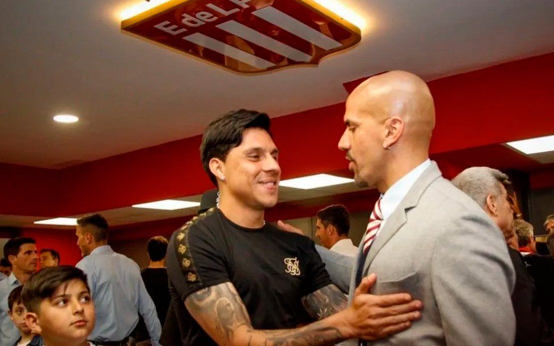 Enzo Pérez Juan Sebastián Verón.jpg