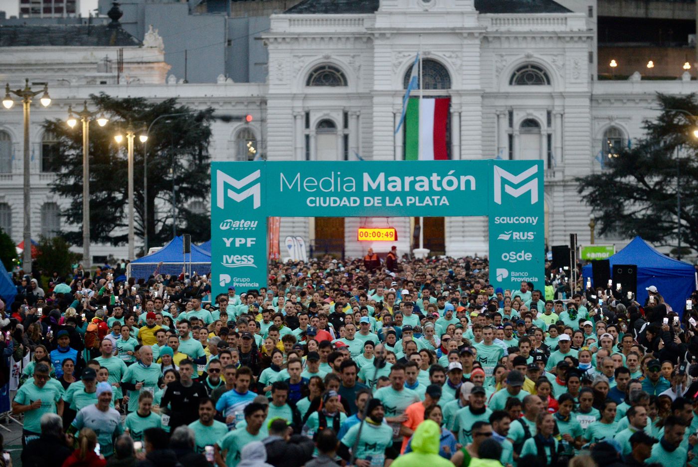 Largada Media Maratón La Plata 2024 (5).jpeg