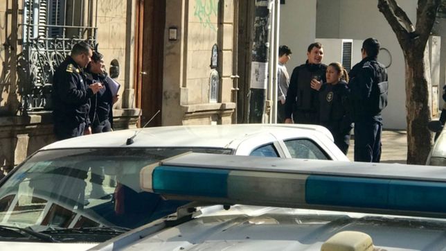 ¿como fue que murio la mujer hallada en un departamento incendiado en el centro de la plata?