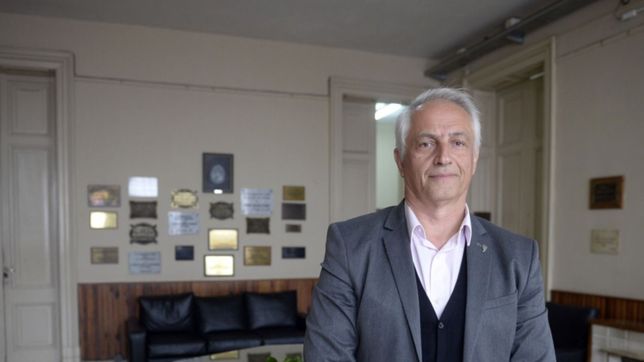 boom pet: crece veterinarias, pero su decano recomienda no humanizar perros y gatos