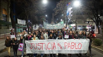 Los docentes de la UNLP marcharon y pidieron justicia por Pablo Mieres