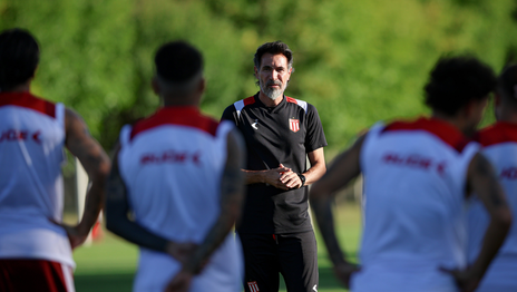 Domínguez se quedó con una variante para jugar con Independiente Domínguez se quedó con una variante para jugar con Independiente