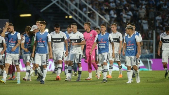 gimnasia recibio un duro golpe en el bosque y perdio con defensa y justicia por 2 a 0