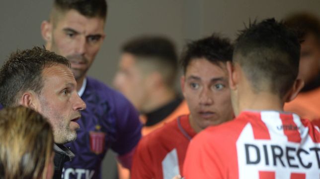 estudiantes descansa y renueva el aire pensando en el viaje a cuzco