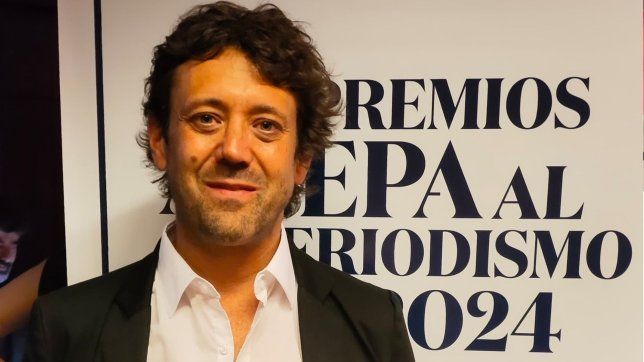 adepa entrego los premios al periodismo y distinguio una nota de 0221.com.ar