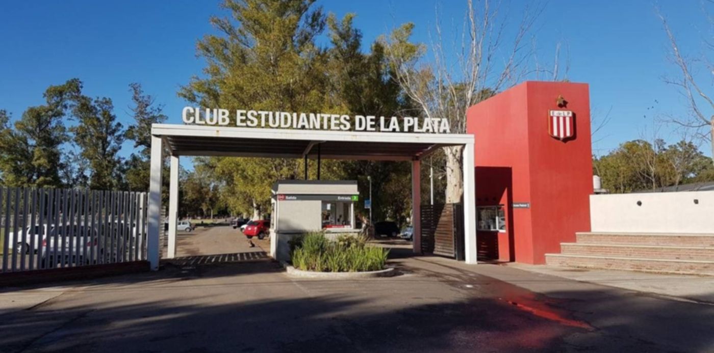 1584736290024.jpg?x=0&width=1210&ow=1210&oh=681&y=74&height=605&rotate=0&scaleX=1&scaleY=1&&cw=1920&ch=950