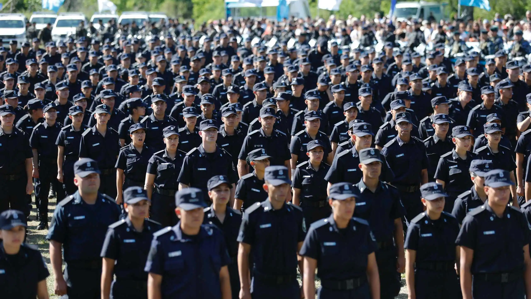 De oficial a comisario general, así quedan los salarios de la Policía tras el aumento