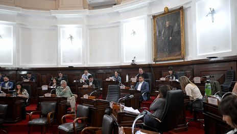 Se tensa el debate en La Plata por el tratamiento del Presupuesto y las tasas municipales Se tensa el debate en La Plata por el tratamiento del Presupuesto y las tasas municipales