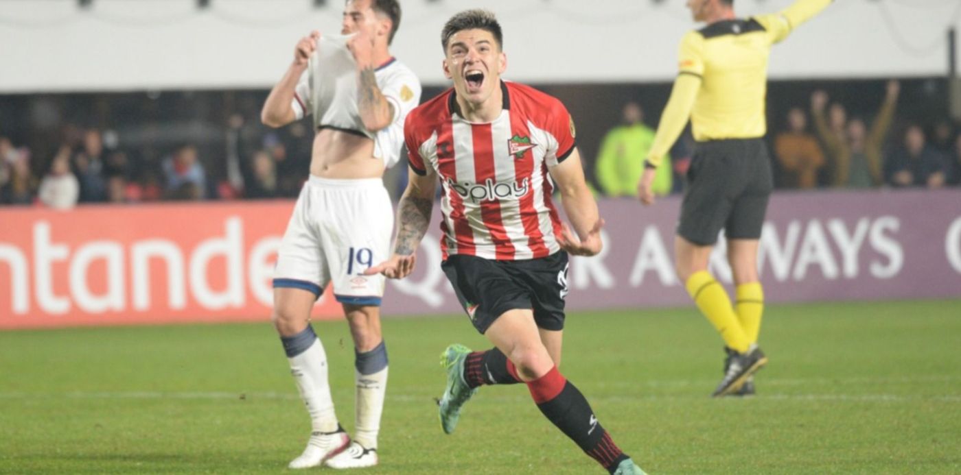 Estudiantes vs Nacional