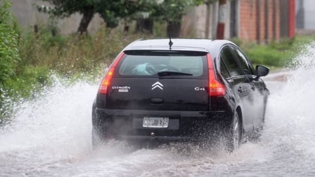 temporal en la plata: llovieron mas de 130 mm y asistiran a vecinos afectados