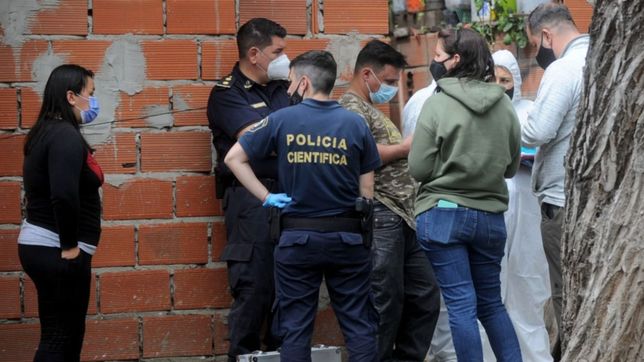 conmocion: mato a su pareja de 27 anos y la tiro en una zanja