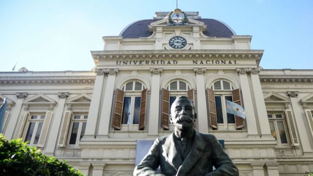 mas de 6.000 chicos y adolescentes se anotaron para ingresar a los colegios de la unlp