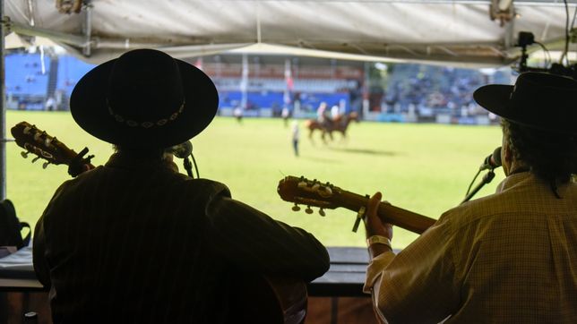 payadores platenses salen de gira por mexico con poetas y versadores