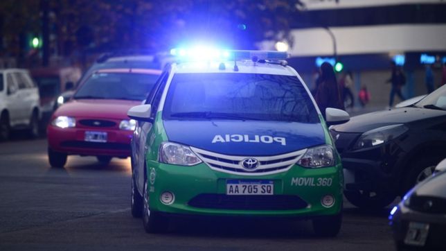 entraron a una casa tras forzar una persiana y sono la alarma, pero les robaron igual